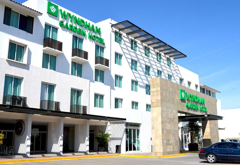 Wyndham Garden Silao Bajio Aeropuerto Hotell Exteriör bild